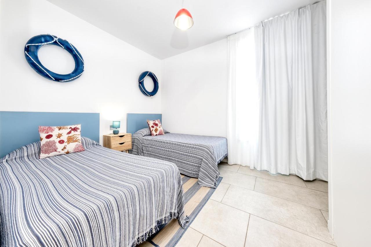 La Marinera House-Near The Beach, Fast Wifi, Air-Con On Main Bedroom And Sat Tv Playa Blanca  Bagian luar foto